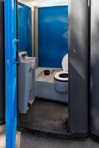 Best Affordable porta potty rental  in Pleasanton, TX