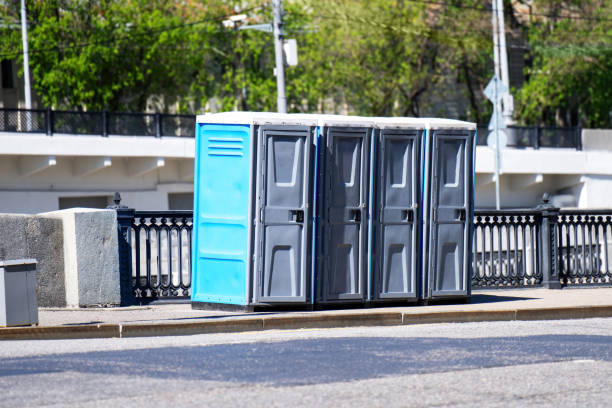 Best Emergency porta potty rental  in Pleasanton, TX